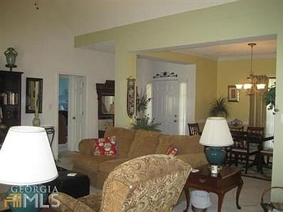 5th image of 9 Mosswood Trl