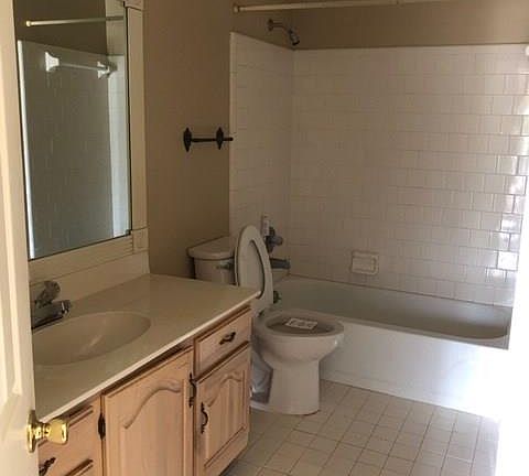 5th image of 2713 Fair Oaks Dr