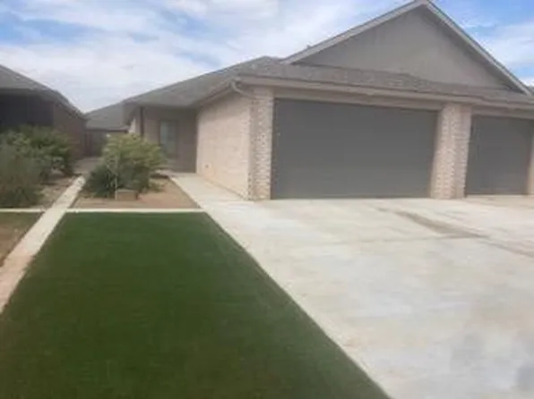 1114 N 7th St, Wolfforth, TX 79382
