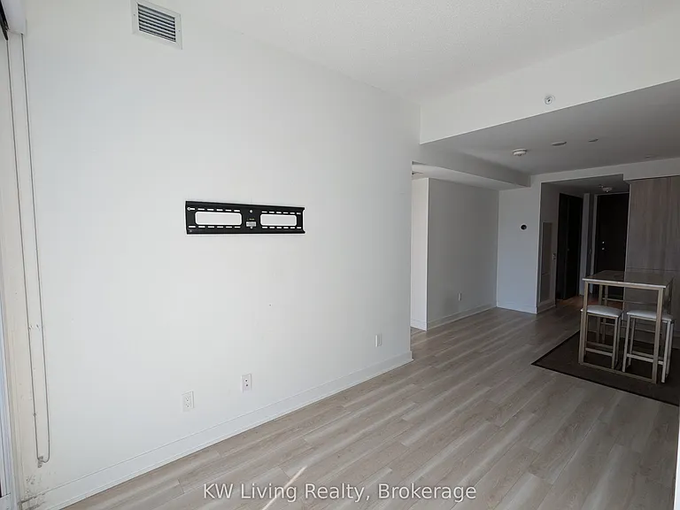 17 Bathurst St #3012 — Photo 4