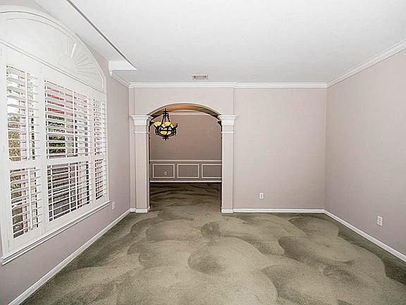 5th image of 2702 Tampa St