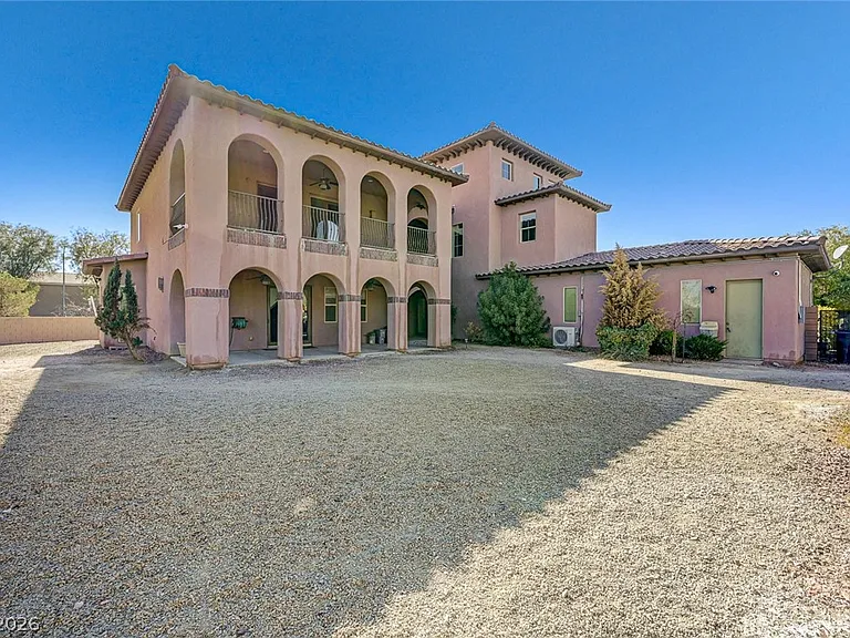 8490 Via De Bellasidra Ct — Photo 75