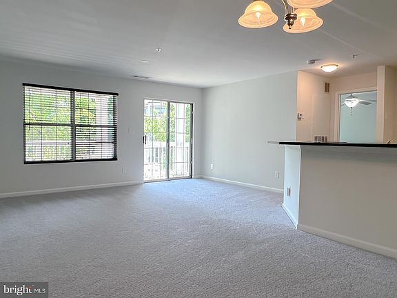 4th image of 11000 Kinship Ct APT 201