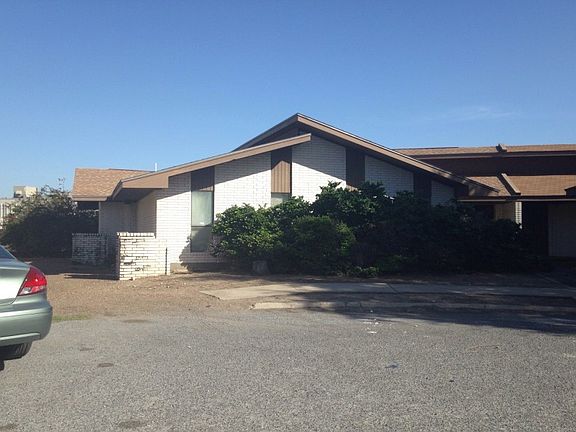 3rd image of 1100 Primrose Ave APT A