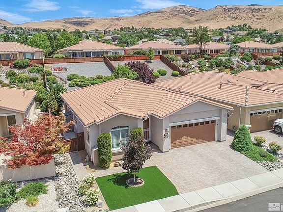 2nd image of 1580 Vicenza Dr