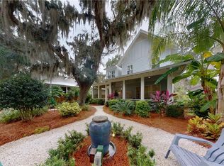 11826 Old Demere Rd, Saint Simons Island, GA 31522