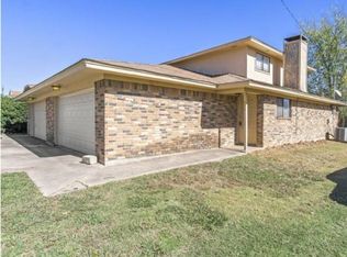 139 Allencrest Dr, White Settlement, TX 76108