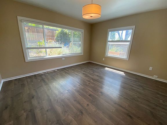 3rd image of 5931 Keith Ave