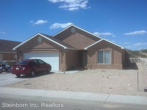 2nd image of 4762 Salado Creek St