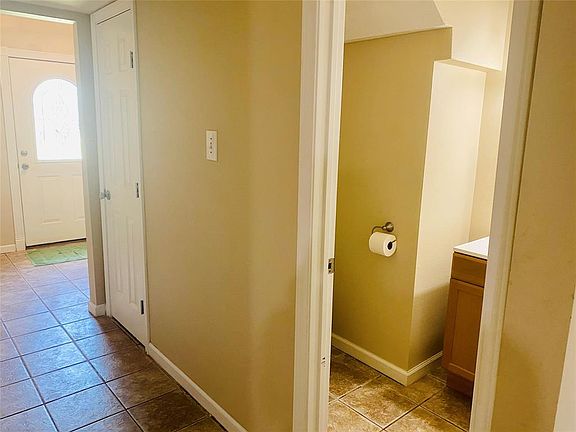 4th image of 10803 Sagegulf Ln