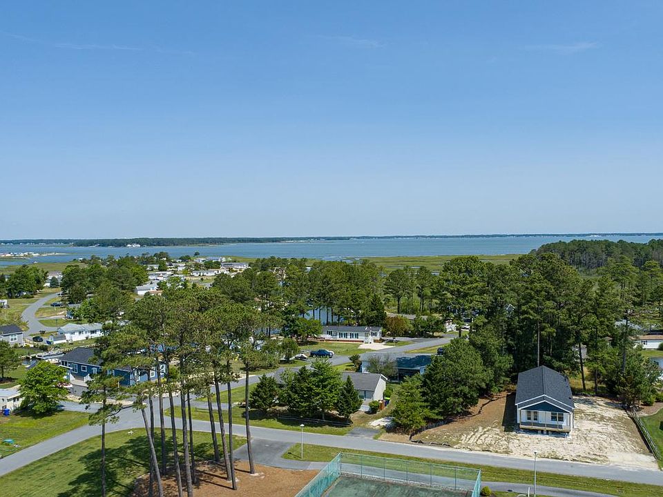 1st image of 26590 Driftwood Dr #84