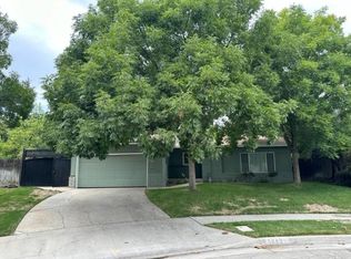 5683 N Rafael Ave, Fresno, CA 93711