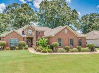 155 Woodford Dr, Millbrook, AL 36054