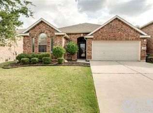 10633 Bluestone Rd, Fort Worth, TX 76108