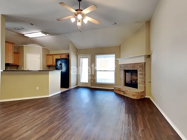 6732 Chalk River Dr — Photo 6