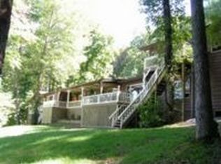 718 Cold Spring Ln, Hayesville, NC 28904