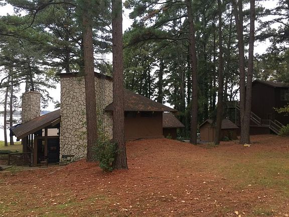 4th image of 180 County Road 2261