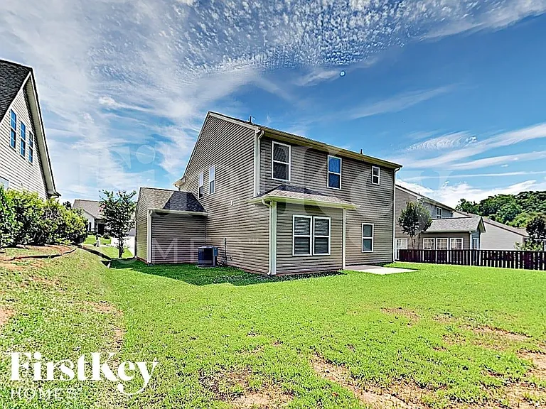3917 Catawba Hills Dr — Photo 14