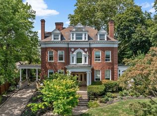 5435 Dunmoyle St, Pittsburgh, PA 15217