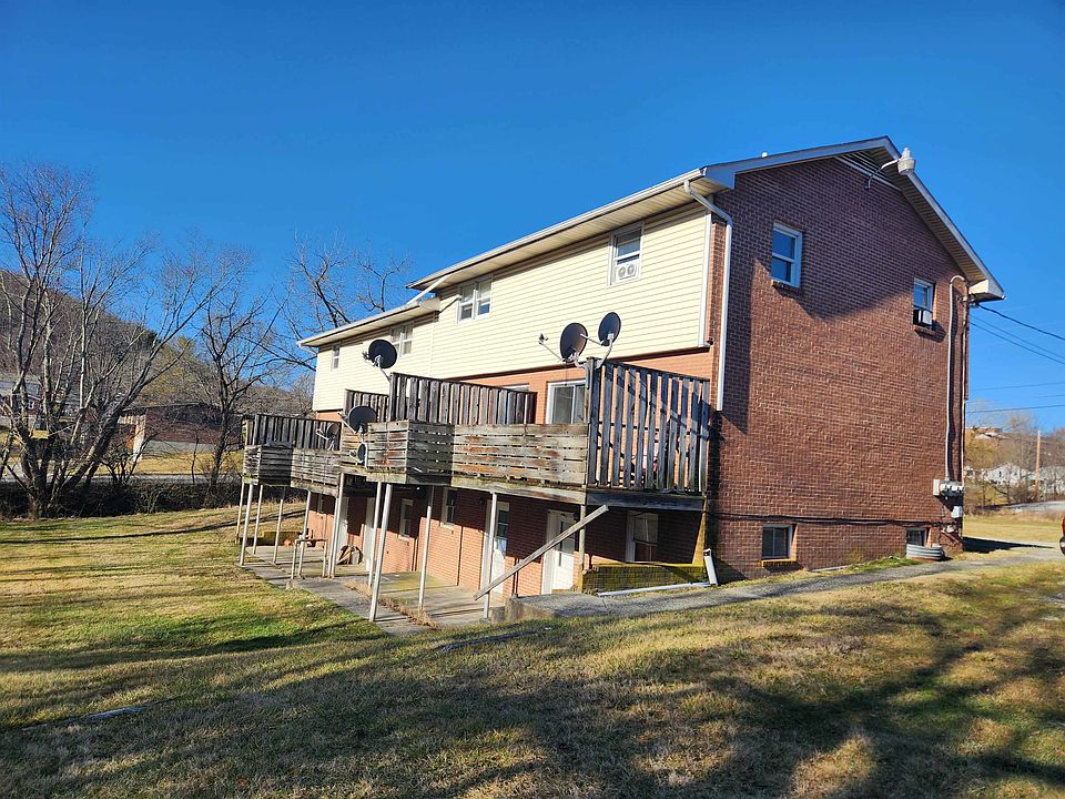 2nd image of 395 W Fulton St