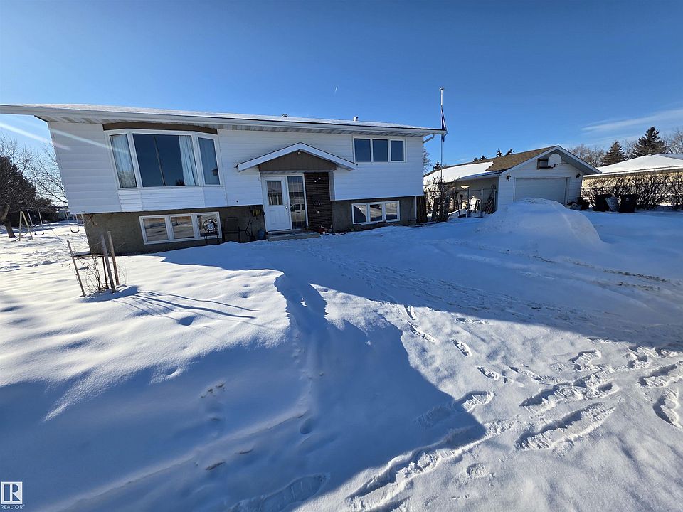 1st image of 3 Walnut St
