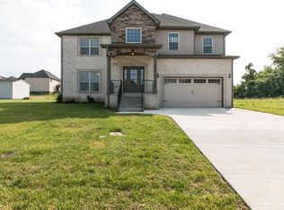 1195 Sandstream Ct, Clarksville, TN 37042