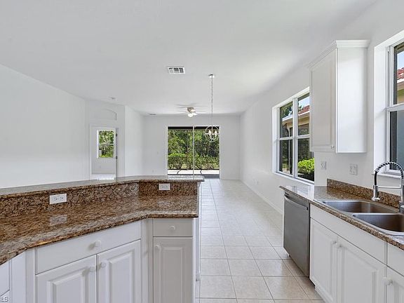 3rd image of 13631 Lucera Ct