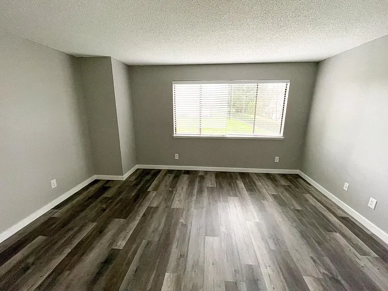 31908 34th Pl SW — Photo 13