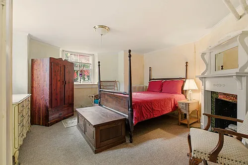 56 Bateman Ave #1 Photo 1