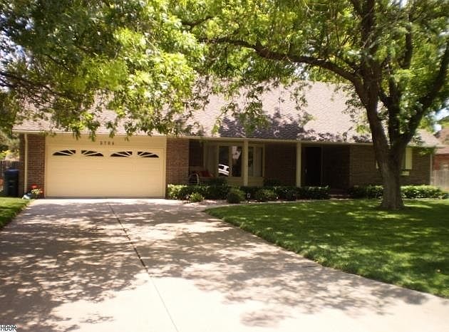 1st image of 2704 Pama Lou Ave