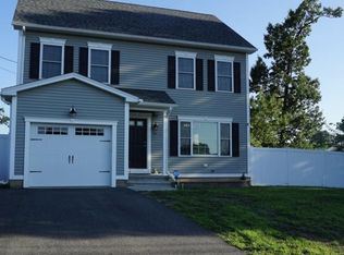 35 Arcadia Blvd, Springfield, MA 01118