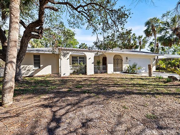 2nd image of 5151 Oakmont Pl