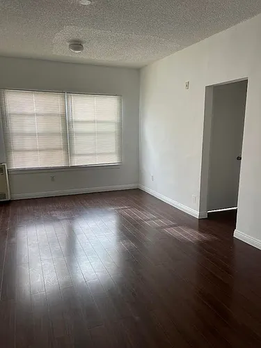 724 N Gramercy Pl Photo 1