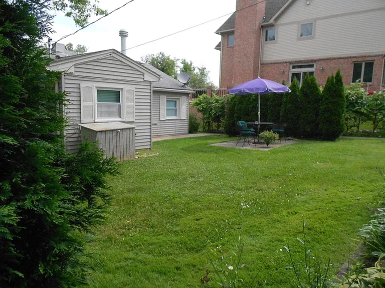 6815 Leytonstone Blvd — Photo 6