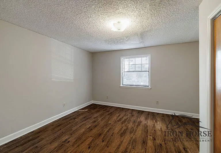 290 Appleby Dr #153 — Photo 10