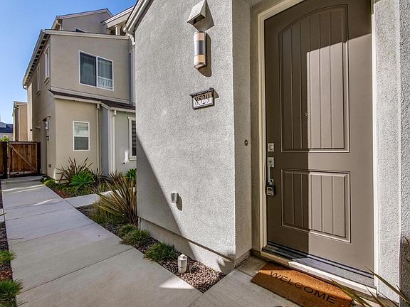 3rd image of 8529 Preserve Ave