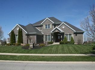 13712 Ridge Crest Xing, Fort Wayne, IN 46814