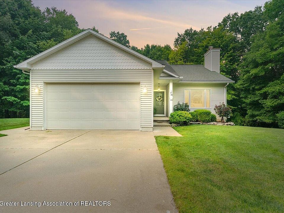 1st image of 10222 Red Bud Dr