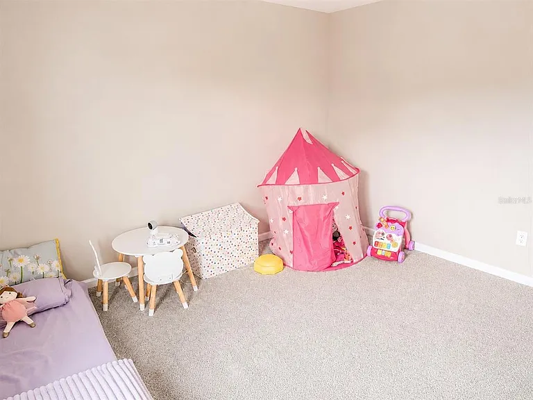 560 Summit River Dr — Photo 21