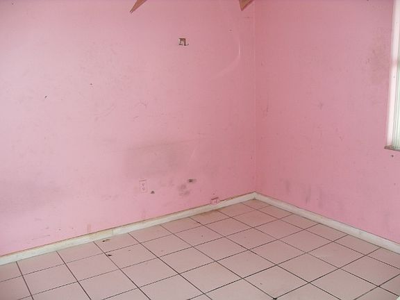 3rd image of 2510 W 67th Pl #20225