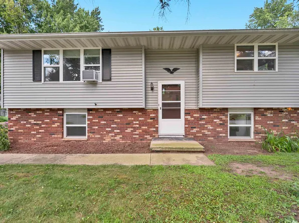 1420 Buffalo St, Green Bay, WI 54313