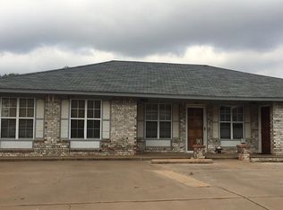 1805 Suzanne Dr, Weatherford, OK 73096