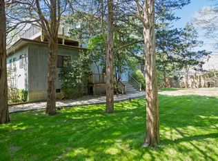 84 Narod Blvd, Water Mill, NY 11976