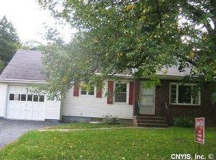 930 Meadowbrook Dr, Syracuse, NY 13224