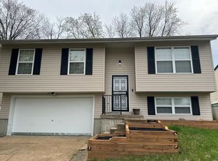244 Green Jade Estates Dr, Fenton, MO 63026