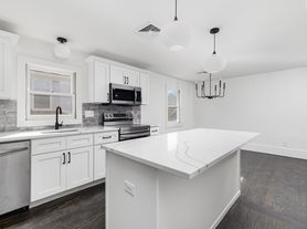 403 Morris Avenue - 3