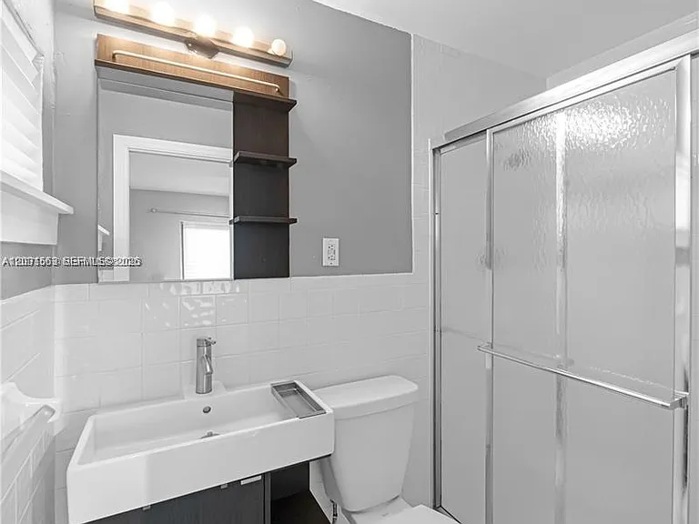 3261 SW 20th St — Photo 30
