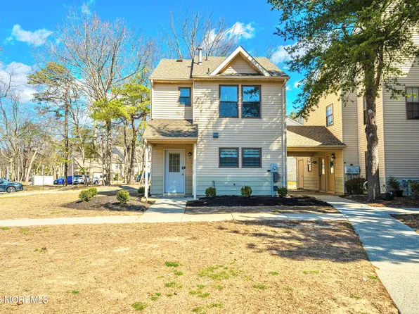140 Aster Court, Jackson, NJ 08527