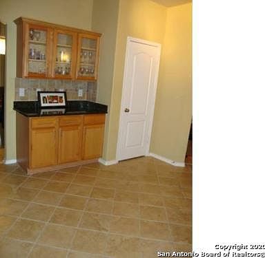 4th image of 4615 Shavano Ct