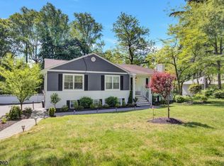 38 Headley Rd, Morristown, NJ 07960
